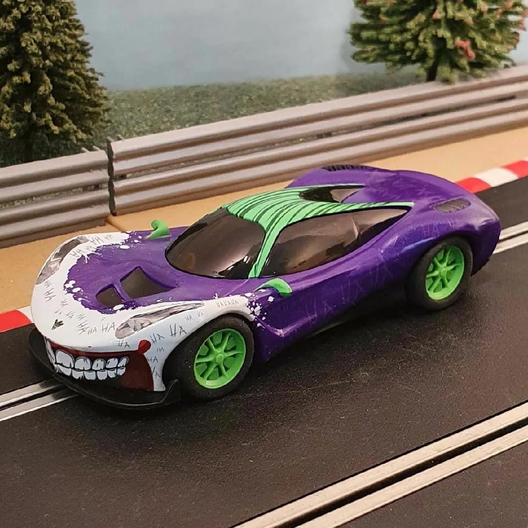 Scalextric vom Joker inspiriertes Slotcar