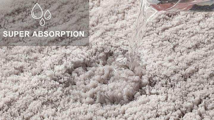 FLUFFY® Badteppich für Eckduschen, Hochflor aus Mikrofaser, rutschfeste Unterseite (V-Form | Innenma