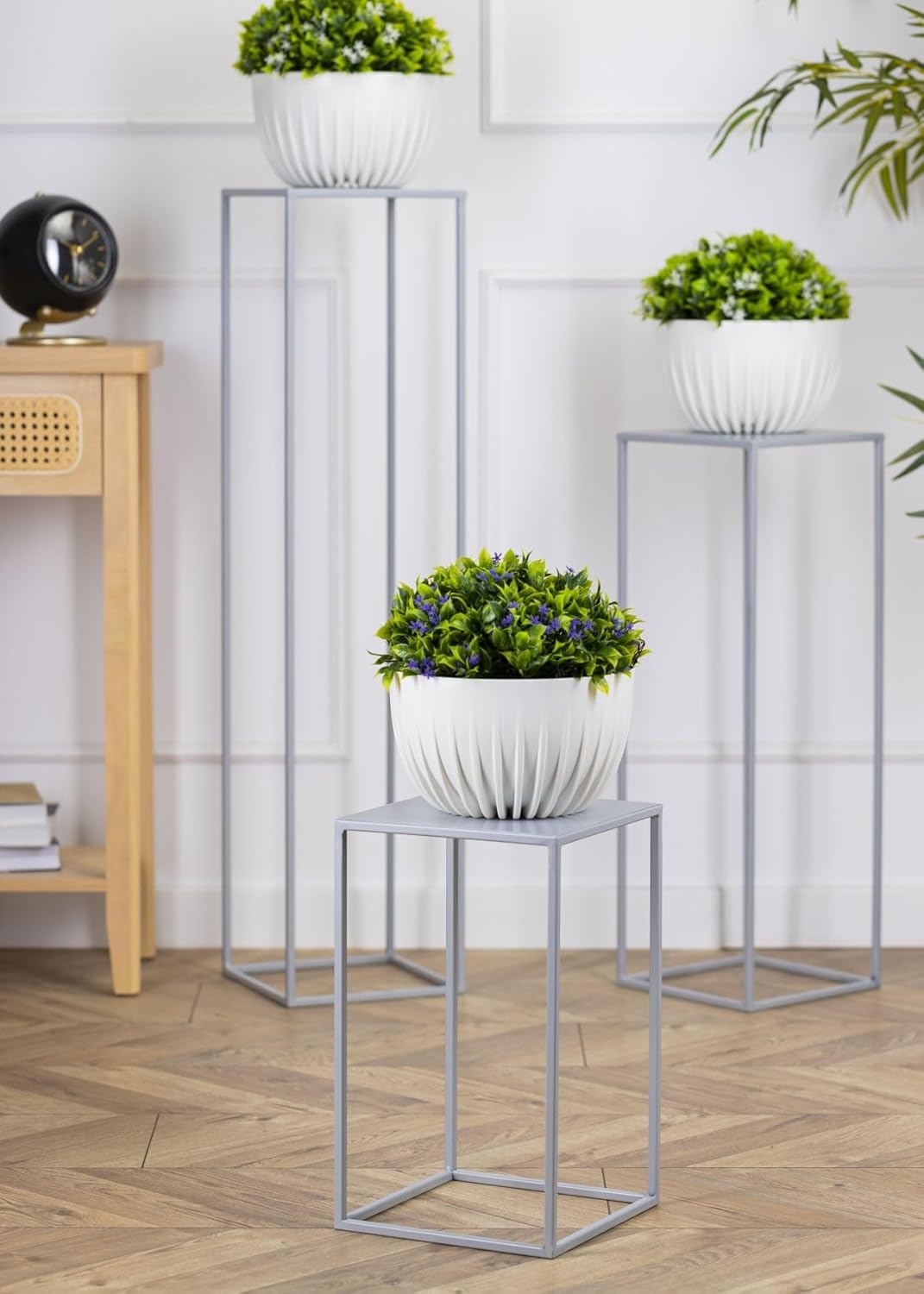 Blumenständer Metall Grau 46 cm Hoch - Solider und Robuster Blumenhocker Metall - Pflanzenständer fü