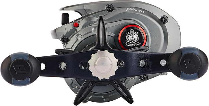 Abu Garcia MAX Low Profile Rolle – Baitcasterrolle zum Raubfischangeln – Hecht, Barsch, Zander 61