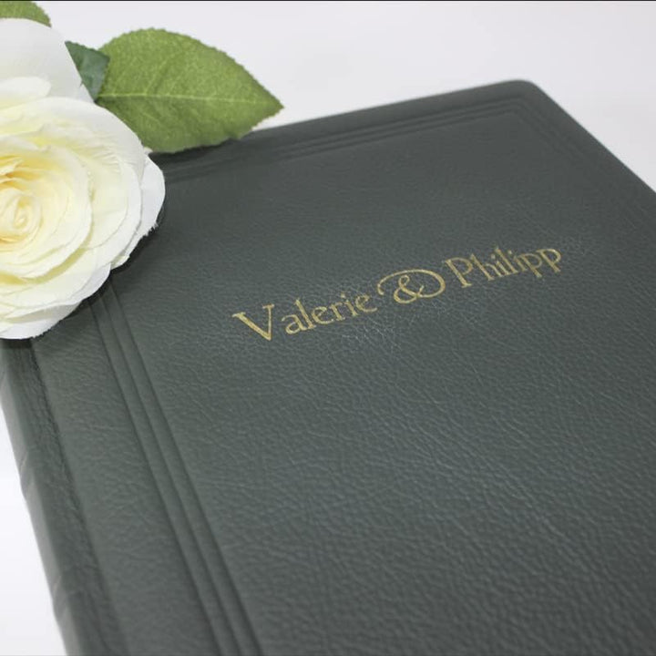 Dickes Gästebuch zur Hochzeit in genarbtem Leder, viele Farben möglich, Buchblock mit Goldschnitt, 4