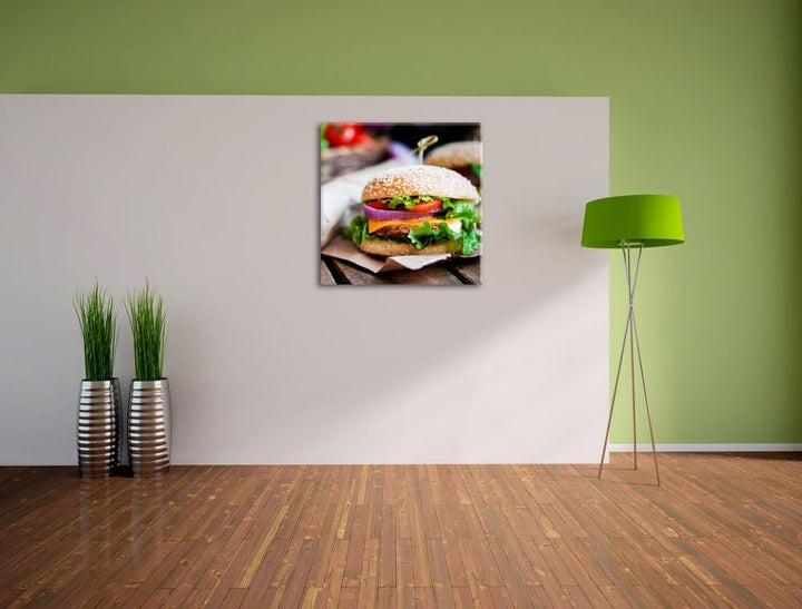 Leckerer Burger und Pommes, Format: 70x70 auf Leinwand, XXL riesige Bilder fertig gerahmt mit Keilra