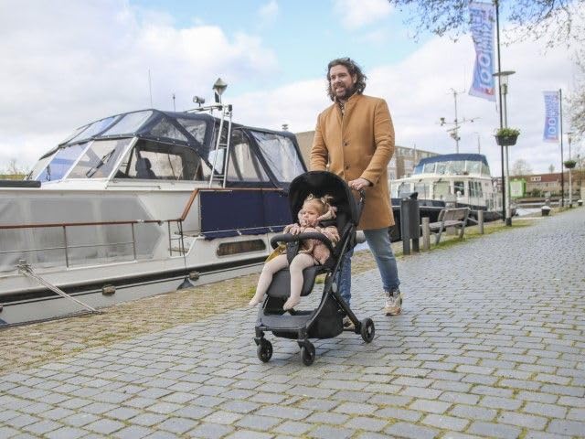 Novi Baby® Travel Go Basic Buggy, Leichter Kinderwagen, kompakter Einhandbuggy, einfach zusammenklap