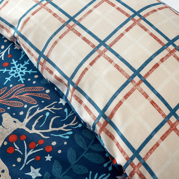 Happy Linen Company Bettwäsche - winterliches Design mit Hirsch-Motiven - wendbar - Blau - Bettwäsch
