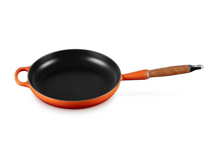 Le Creuset Signature gusseiserne Bratpfanne mit Holzgriff 26 cm Ofenrot, 20258260900422 Ofenrot 26 c