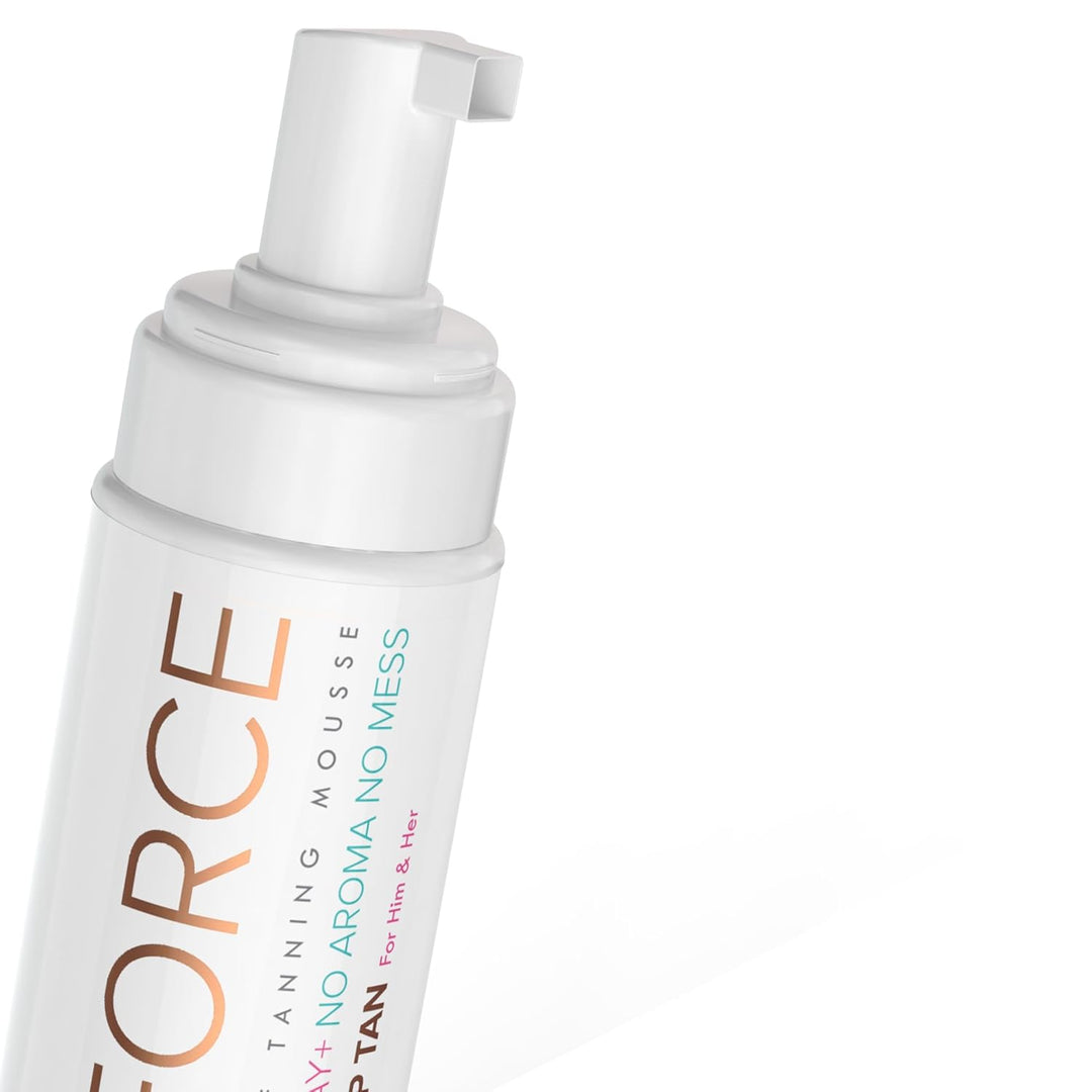 Preisgekrönter Selbstbräuner mit Schwarzem Bräunungshandschuh (250 ml) - Tan Force Natürlicher Körpe