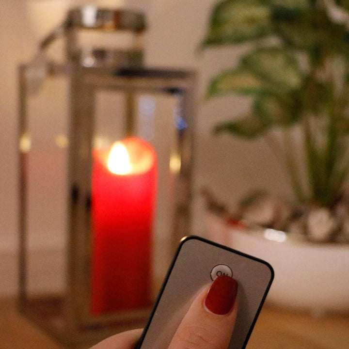 Dekovita Edelstahl-Laterne - 30cm Gartenlaterne mit 18cm Outdoor LED Kerze in Rot mit Timer Fernbedi