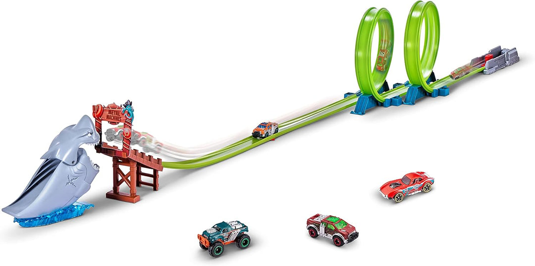 Metal Machines Spielset Haiangriff Rennbahn + Auto
