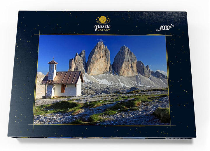 Kapelle an der Dreizinnenhütte gegen die Nordwände der DREI Zinnen, Sextner Dolomiten - Premium 1000
