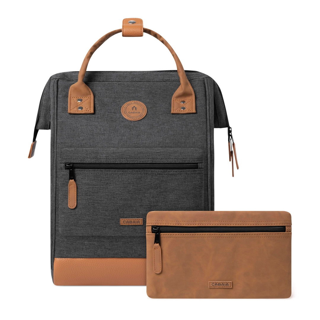 Cabaïa - Adventurer Rucksack London Medium 18L - Wasserabweisend - Laptopfach bis zu 13 Zoll - 2 Vor