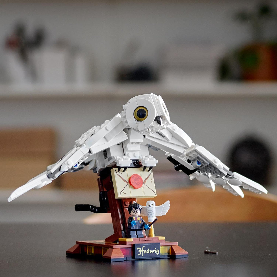 LEGO 75979 Harry Potter Hedwig die Eule, Ausstellungsmodell, Sammlerstück mit beweglichen Flügeln, F