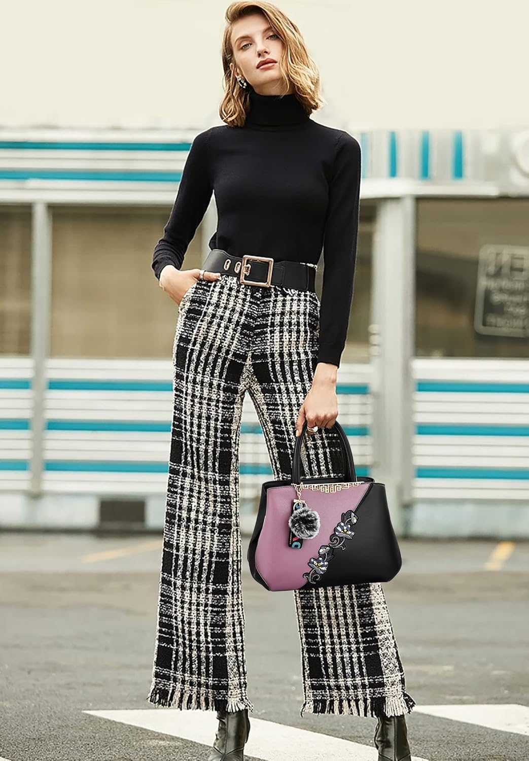 DIRRONA Handtasche Damen Gross – Umhängetasche & Tote Bag mit Blumenstickerei und Pom-Pom-Dekoration
