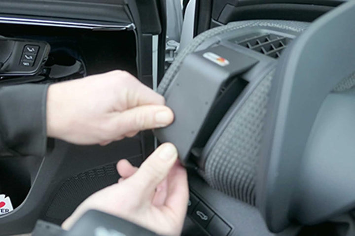 Brodit | ProClip Fahrzeughalter 805818 | Made IN Sweden | Linksbefestigung | für linkslenkende Fahrz