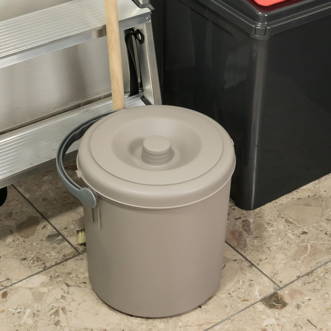 Mülleimer 15L mit verschliessbarem Deckel Henkel Taupe 30cm Ø27cm Kunststoff Braun 15 Liter, Braun 1
