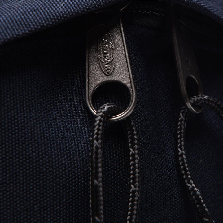 EASTPAK Padded Pak’r Rucksack 24L (40 x 30 x 18 cm), wasserabweisend, robuster Schul- & Tagesrucksac