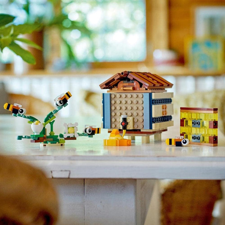 LEGO Creator Budka dla ptaków 3w1 (31143) [KLOCKI]