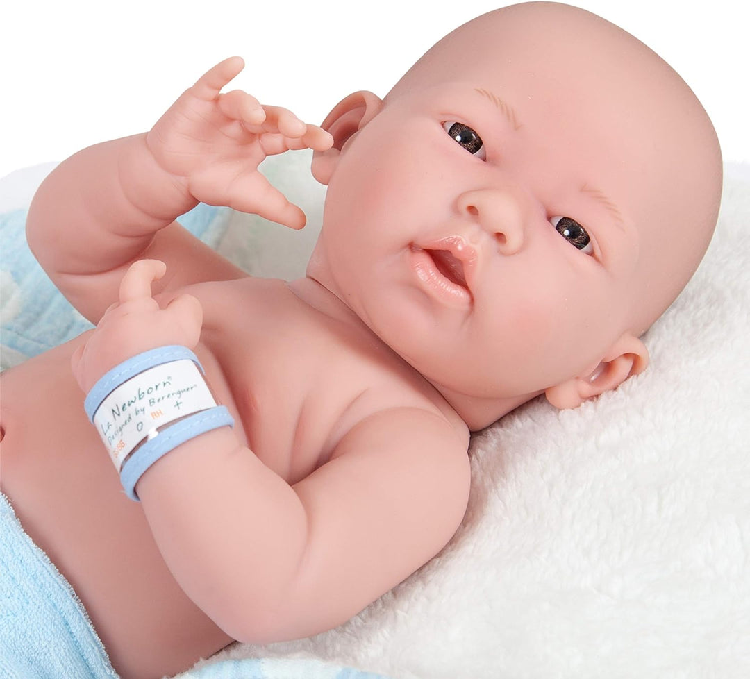 JC TOYS - La Newborn Babypuppe 38 cm aus weichem Vinyl, inklusive Kleidung, Dinosaurier-Plüsch und 4