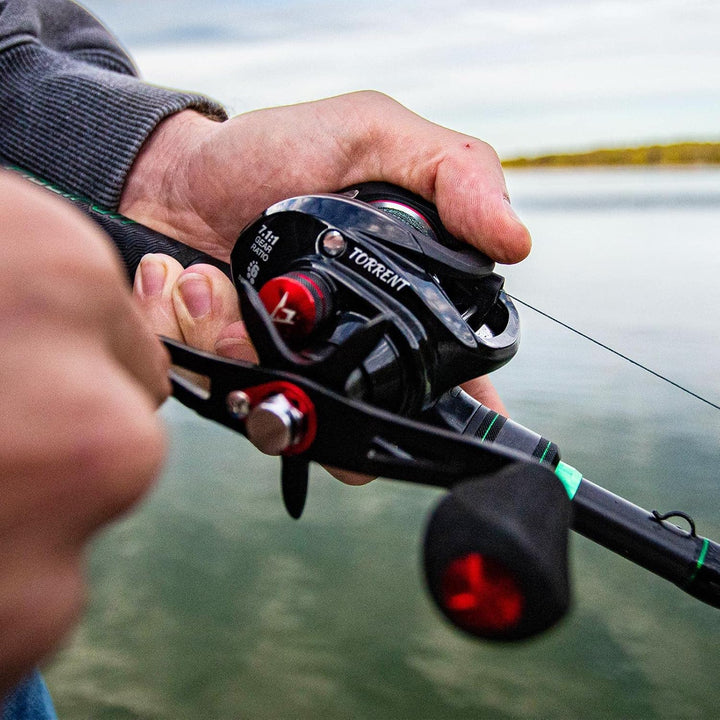 Piscifun Torrent Right/Left Handed Baitcasting Reel 18LB Carbon Fiber Drag 7.1:1 Baitcaster Fishing