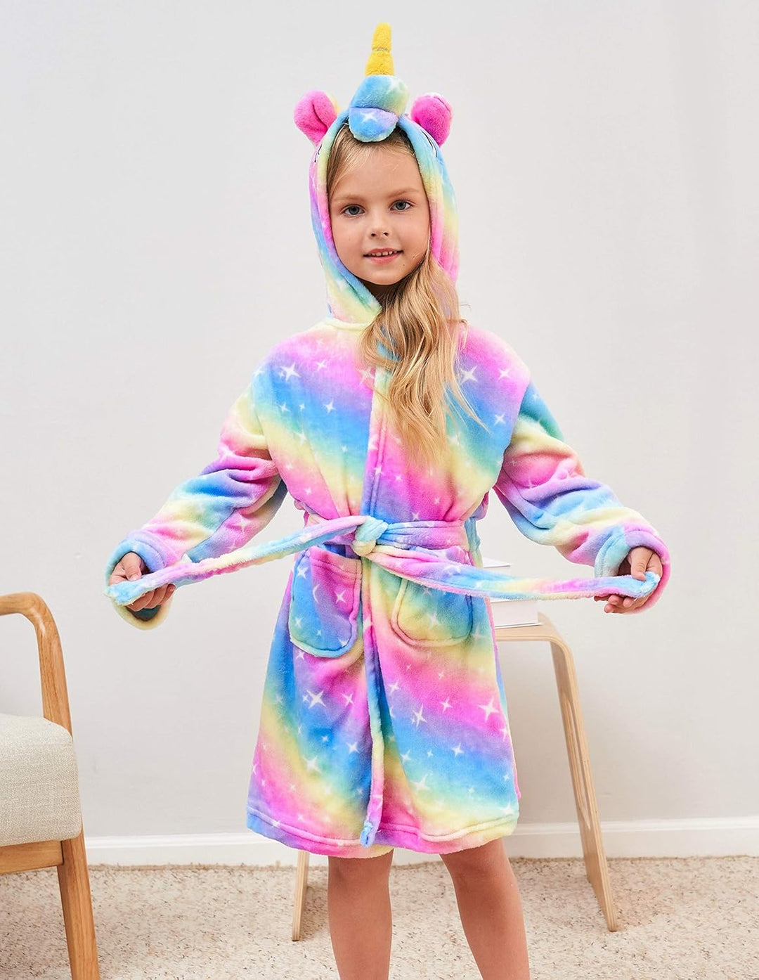 Piefry Weicher Einhorn-Bademantel mit Kapuze für Mädchen mit Einhorn-Pantoffeln, Augenbinde und Stir