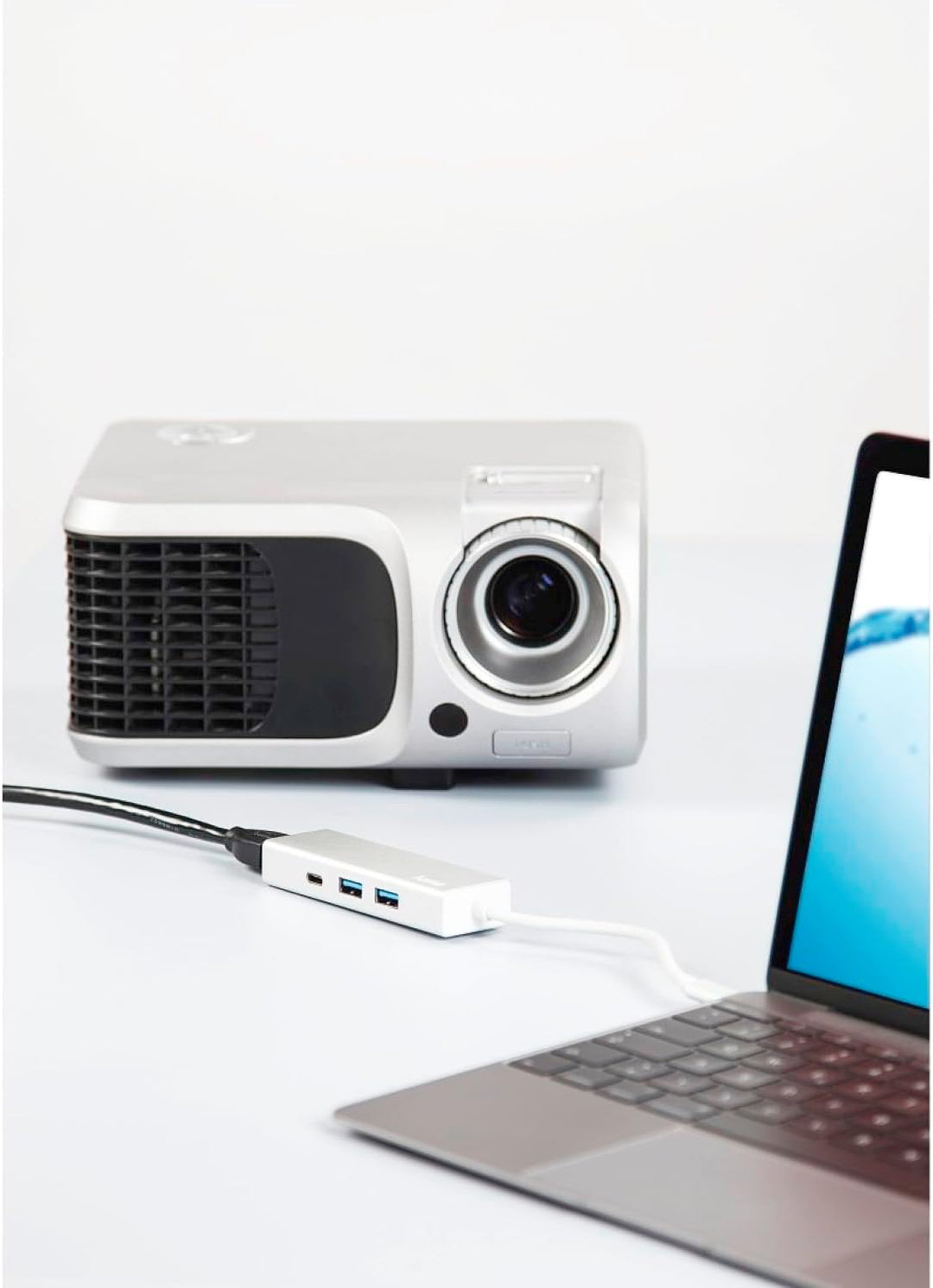 Hama USB 3.1 Type-C Hub, 3-fach, mit HDMI-Port (2x USB-A, 1x USB-C, 5 Gbit/s Super-Speed, 4k Ultra-H