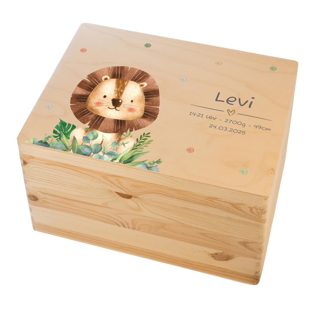 LARIFEE Erinnerungskiste personalisiert Löwe mit Name – Baby Erinnerungsbox Holz gross 40x30x23 cm –
