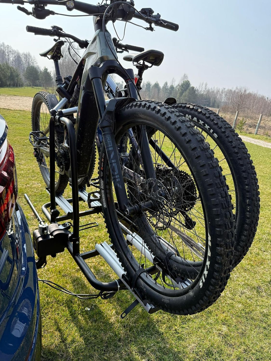 GEPCO Fahrradträger für 2 Fahrräder E-Bikes bis 60kg für Anhängerkupplung klappbar faltbar abschlies