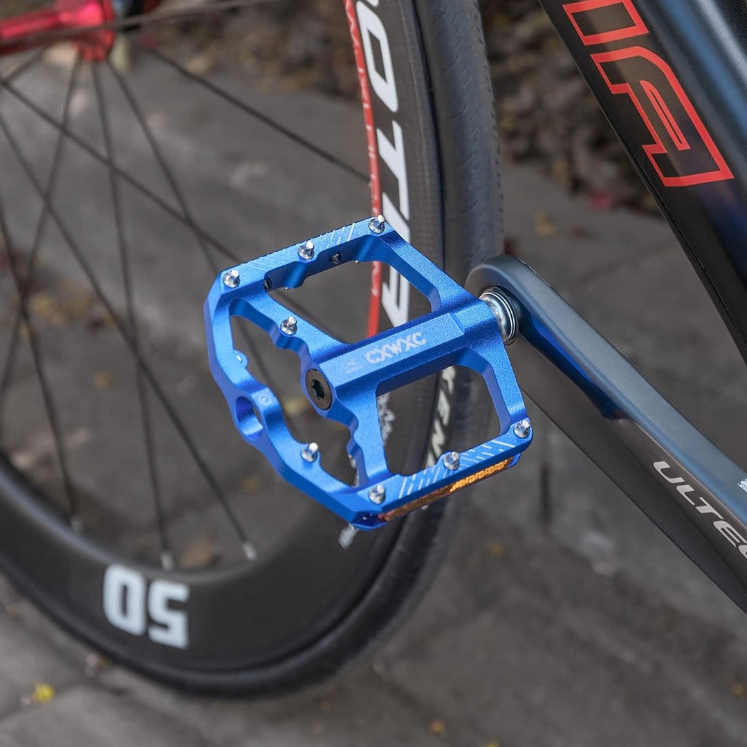 CXWXC Fahrradpedale mit Reflektoren 9/16 Zoll CNC Aluminium MTB Pedale Leichtgewichts, Antirutsch fü