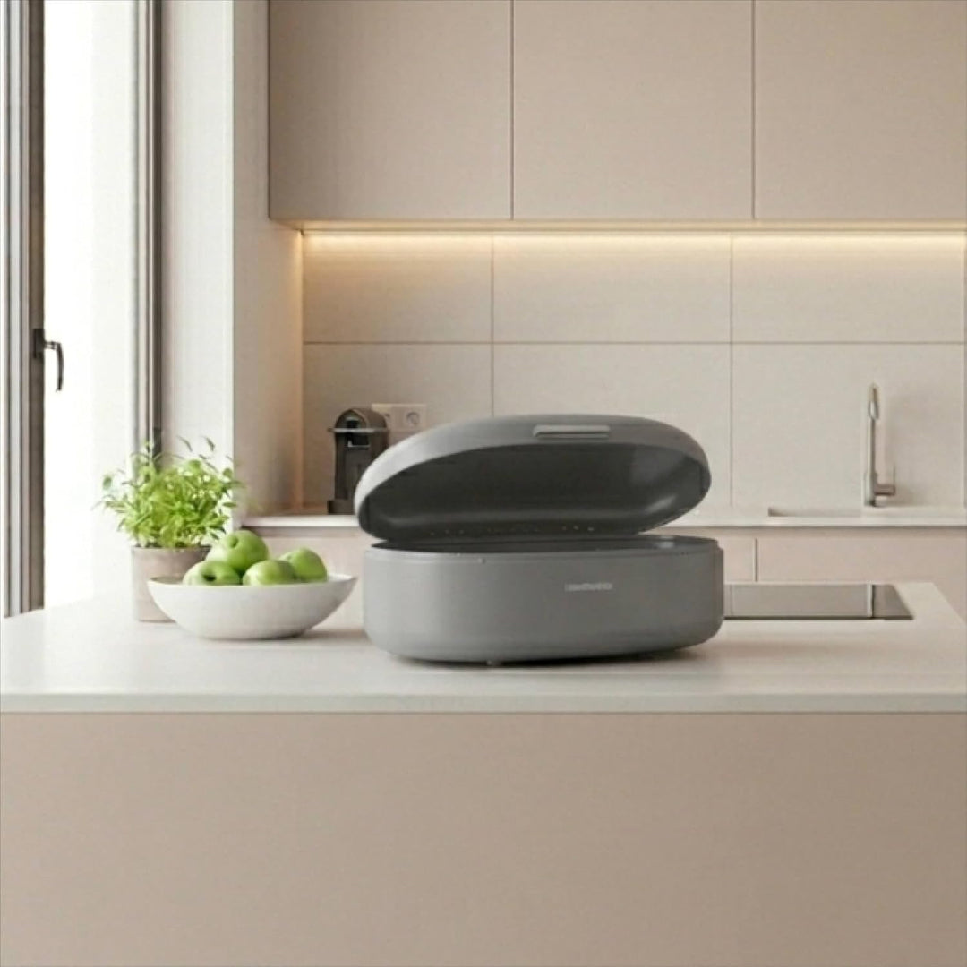 Design-Brotkasten PANEA M - Korpus, Griff und Scharniere aus Metall - hochwertige Qualität - graphit