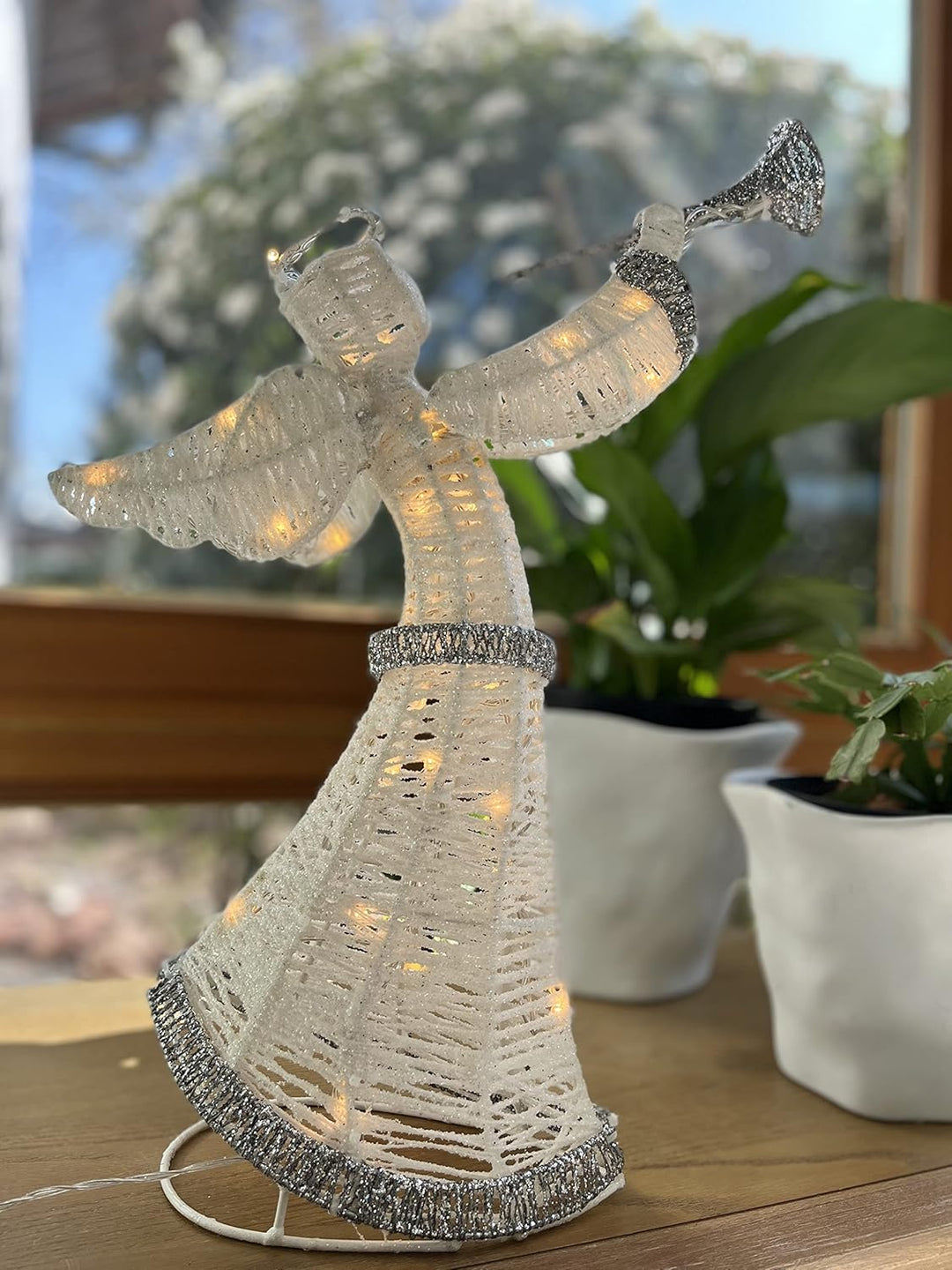 LEDZEIT - Relax Serie - LED Engel Klein, Deko Figur, Strombetrieben, mit Timer, 50cm, warmweiss, Aus