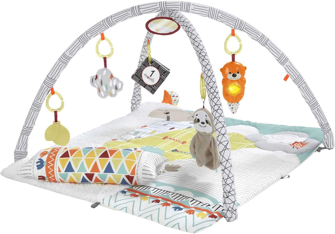 Fisher-Price GKD45 - 5 Sinnes Baby Spieldecke, kuschelig weiche Krabbeldecke mit Sensorik Spielzeug,