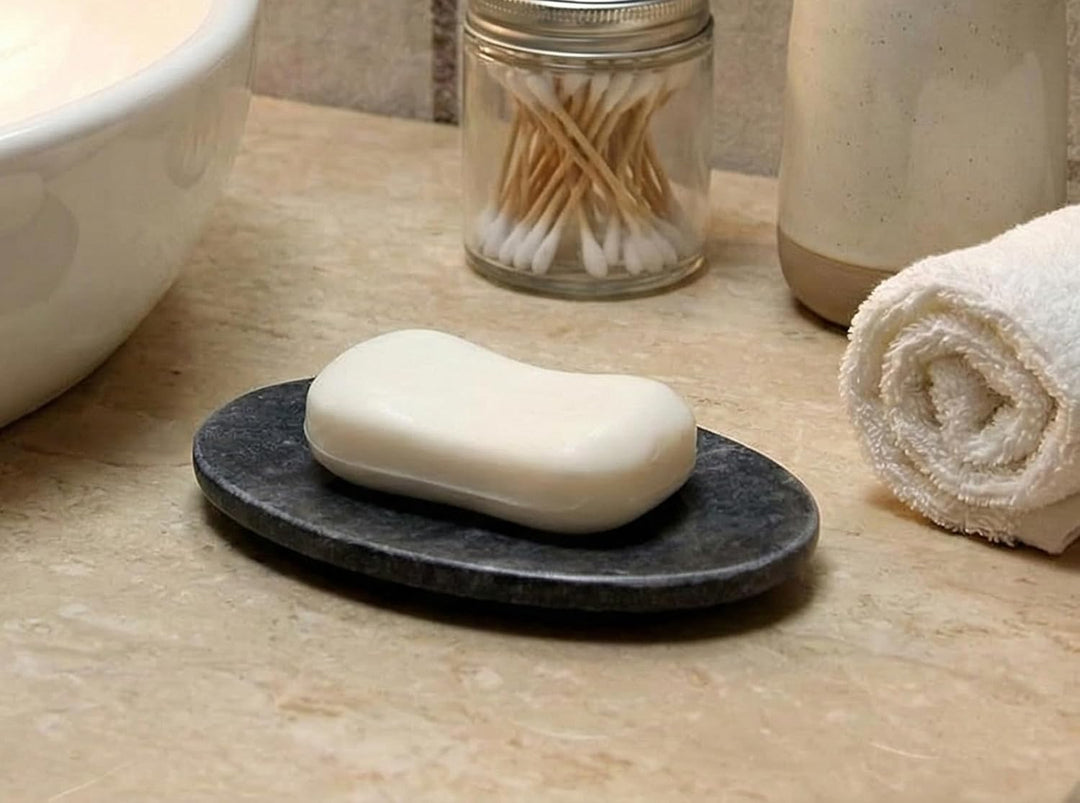 KLEO - Seifenschale aus schwarzem Naturstein, Badzubehör für Badewanne, Wanne oder Waschbecken in ov