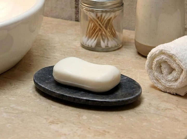 KLEO - Seifenschale aus schwarzem Naturstein, Badzubehör für Badewanne, Wanne oder Waschbecken in ov