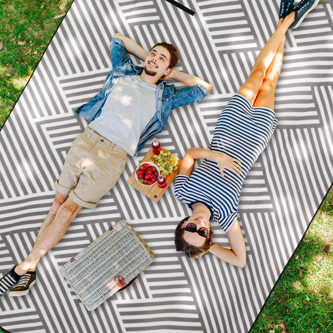 Relaxdays XXL Picknickdecke, 200x300 cm, Fleece Stranddecke weich, wärmeisoliert, wasserdicht, mit T