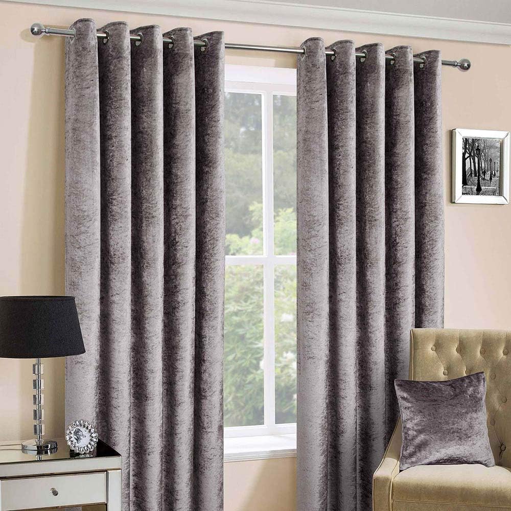 Homescapes Samtvorhänge, Silber, Ösenvorhang aus Pannesamt im 2er Pack, blickdichte Samt-Gardinen, 2