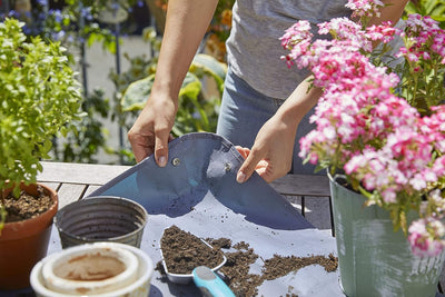 Gardena City Gardening Pflanzmatte L: Arbeitsunterlage für Pflanzarbeiten/Umtopfarbeiten, wasserabwe