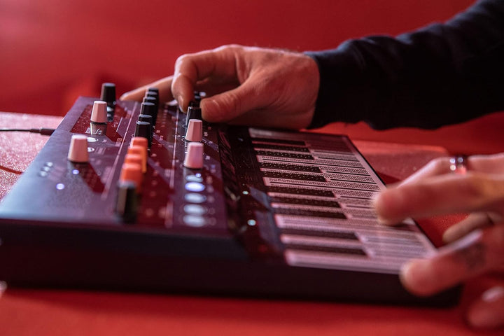 Arturia - MicroFreak Synthesizer Keyboard - 25-Key Hybrid Synth with PCB Keyboard, Wavetable & Digit
