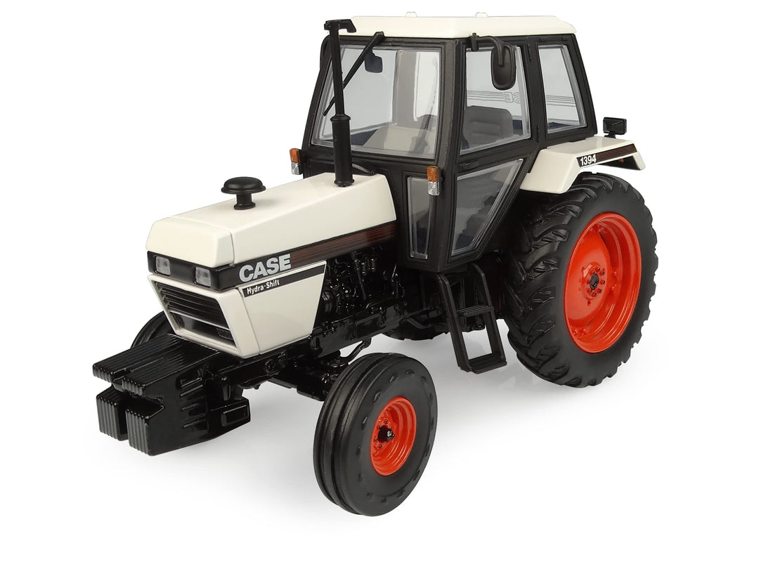 Universal Hobbies Traktor Case International 1394 – Limitierte Auflage
