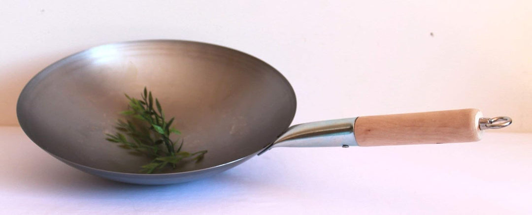 Wok Pfanne runder Boden Ø 35 cm, für Gas, mit Holzgriff auch zum Aufhängen