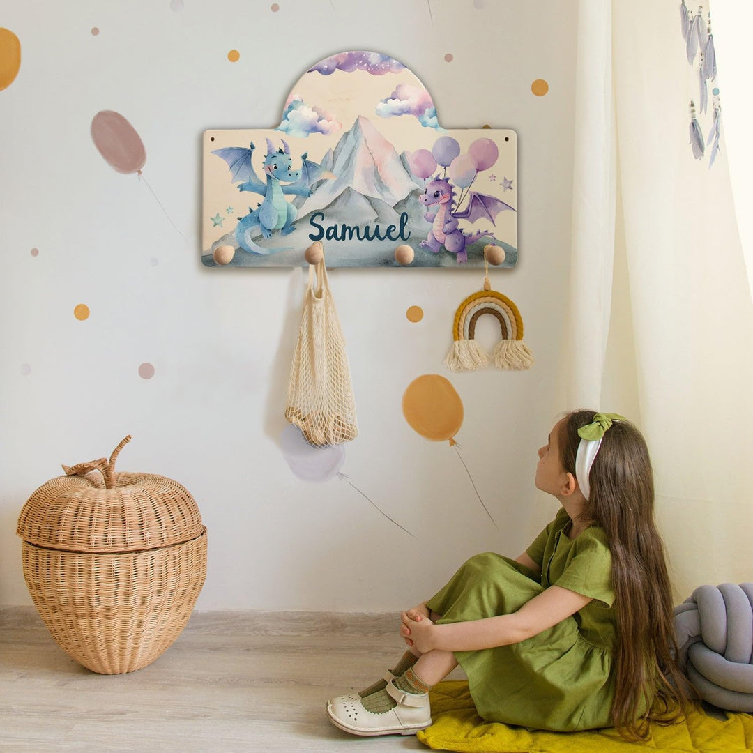 GRAVURZEILE Personalisierte Kindergarderobe - Drache - Personalisiert mit Name - Garderobe aus Holz