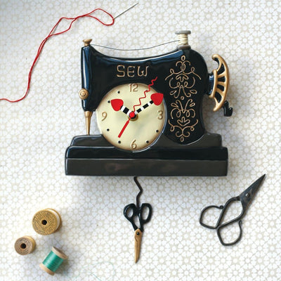 Allen Designs, Enesco Armbanduhr zum Aufhängen in Form einer Nähmaschine, Nähmaschine