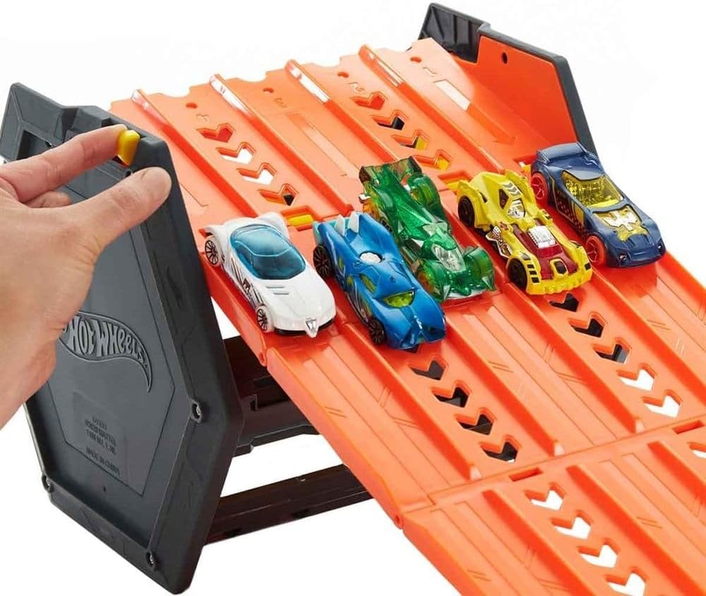 Hot Wheels GYX11 - Rollout Raceway Trackset, lässt sich zu einer fünfspurigen Rennstrecke ausrollen,
