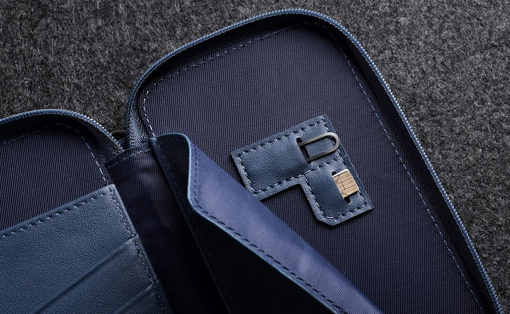 STILGUT Handytasche kompatibel mit iPhone 13 Mini, iPhone SE 2022 und andere Smartphones bis 5,4“, H