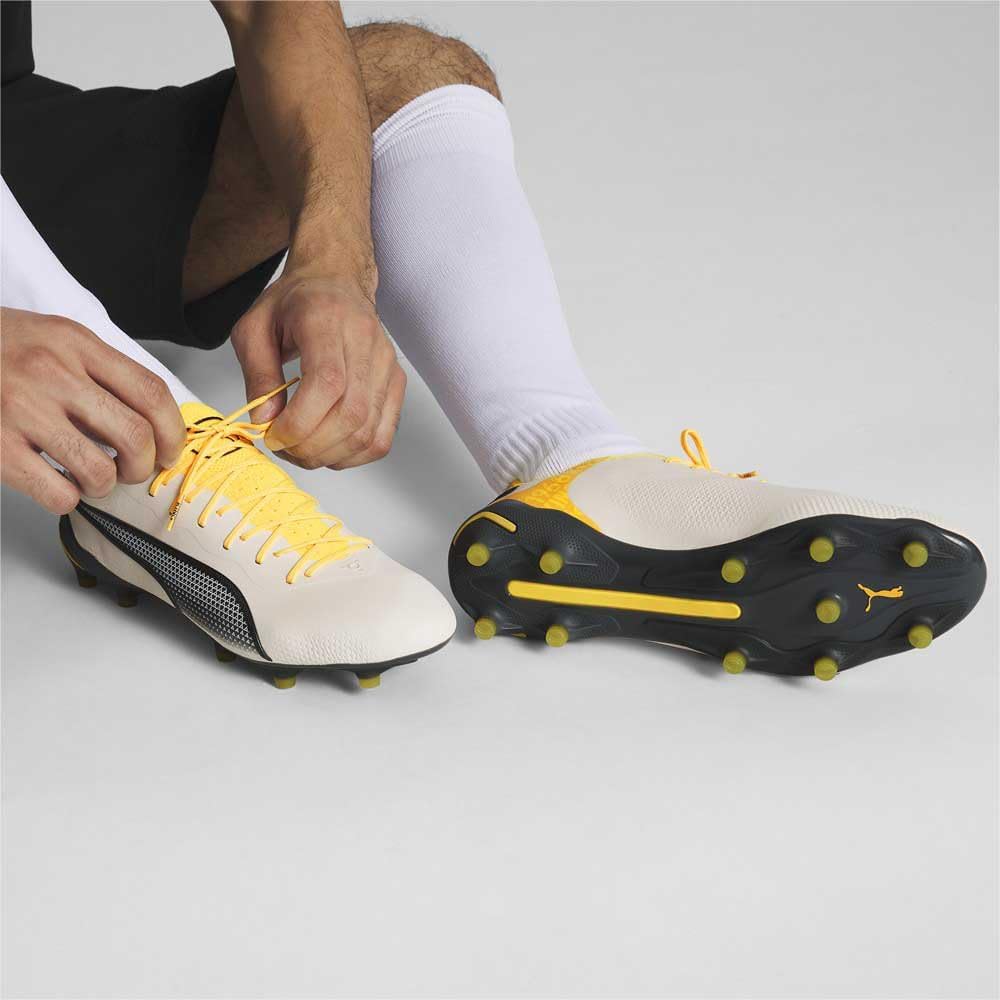 PUMA Herren Football Boots 39 EU Alpine Snow Asphalt Yellow Blaze, 39 EU Alpine Snow Asphalt Yellow