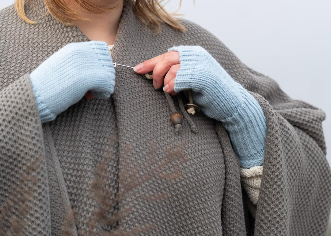 KNIT FACTORY - Cleo Handstulpen - Fingerlose Handschuhe - Gestrickte Handschuhe für Winter - Damen H
