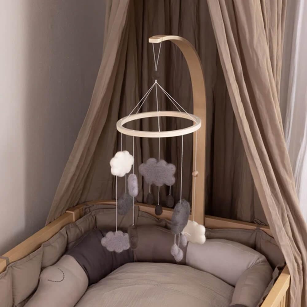 Sebra - Mobile - Windspiel - Wolken - Baumwolle - Ø 22 cm - Höhe 57 cm warm grey, warm grey