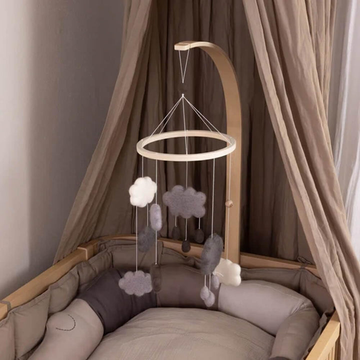 Sebra - Mobile - Windspiel - Wolken - Baumwolle - Ø 22 cm - Höhe 57 cm warm grey, warm grey