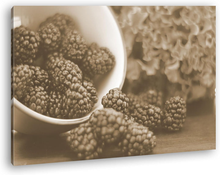 deyoli appetitliche Himbeeren Format: 100x70 Effekt: Sepia als Leinwand, Motiv fertig gerahmt auf Ec