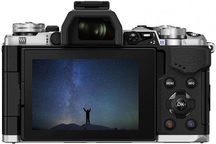 Olympus OM-D E-M5 Mark II Kit, Micro Four Thirds Systemkamera (16.1 Megapixel, 5-Achsen Bildstabilis