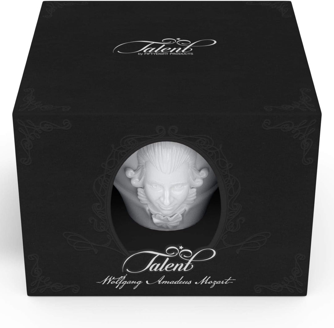 FIFTYEIGHT PRODUCTS / Talent / Kaffeetasse mit Untertasse „Amadeus Mozart“- Portrait (Porzellan, 260