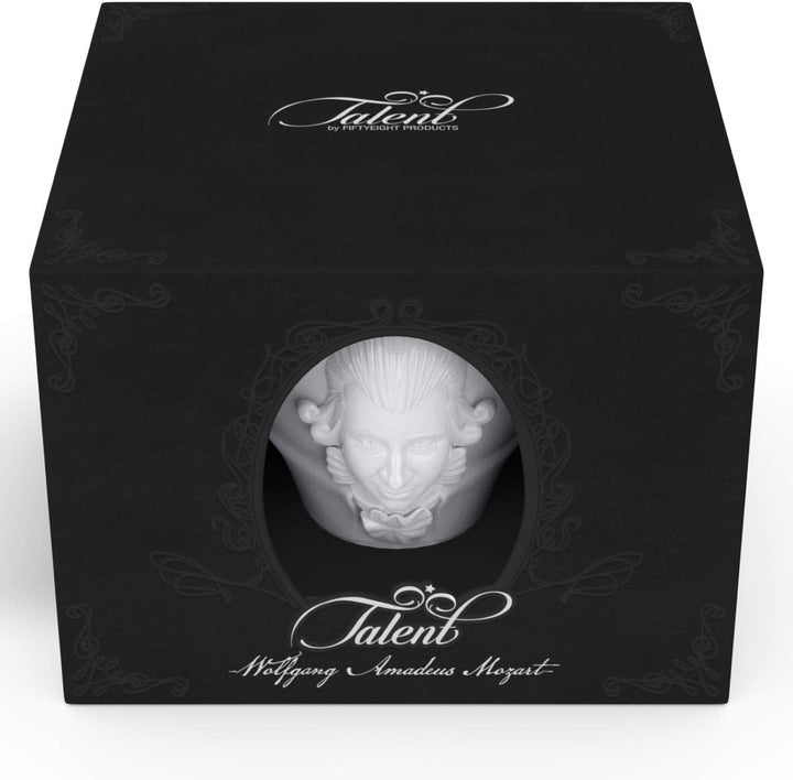 FIFTYEIGHT PRODUCTS / Talent / Kaffeetasse mit Untertasse „Amadeus Mozart“- Portrait (Porzellan, 260
